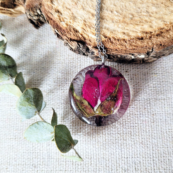 Pressed Rose Flower Round Necklace